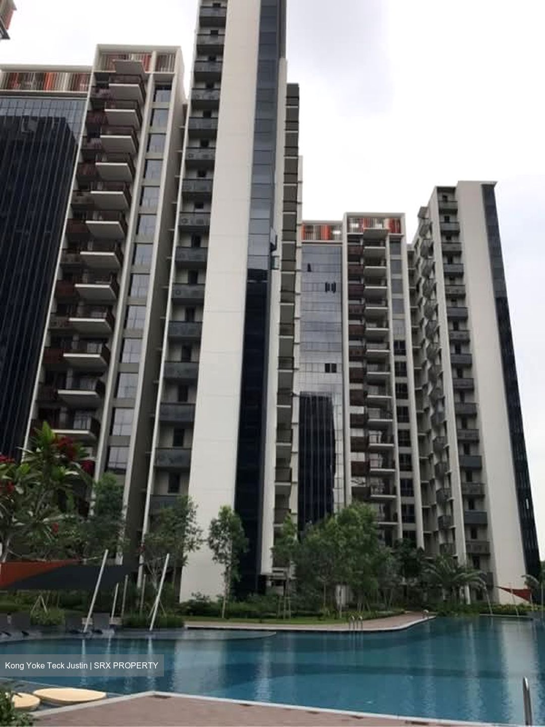 Lakeville (D22), Condominium #568792001